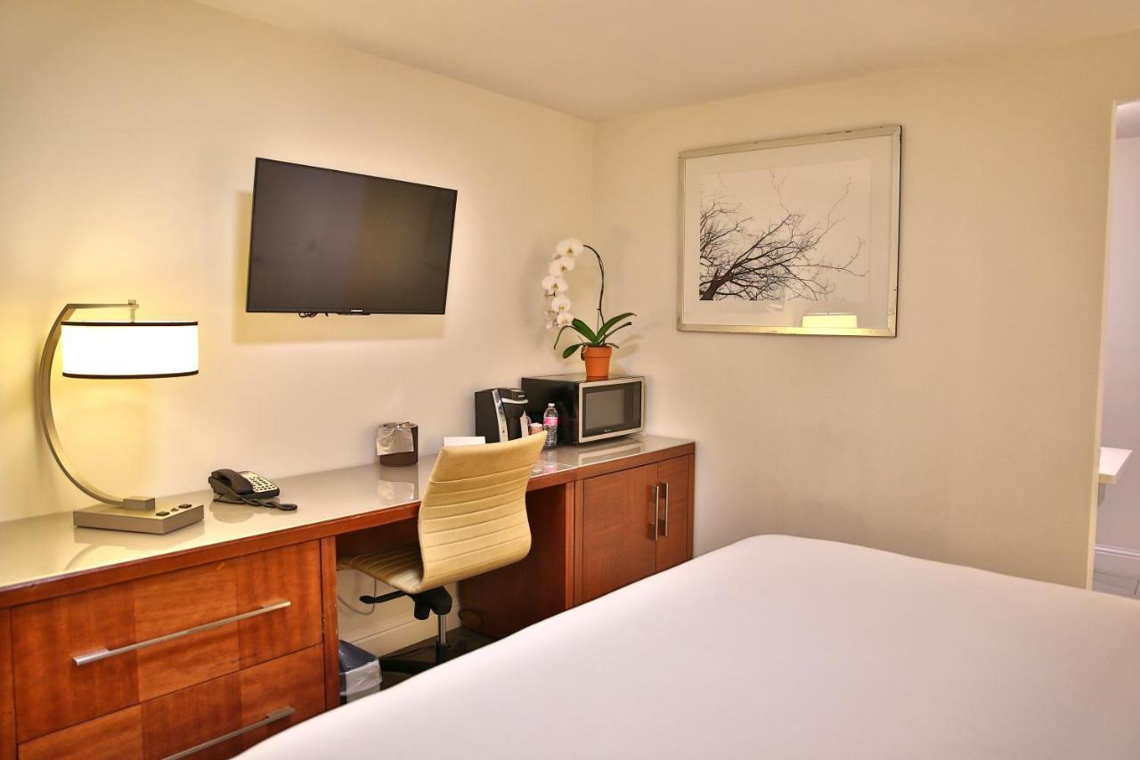 Travelodge By Wyndham Crescent City Extérieur photo