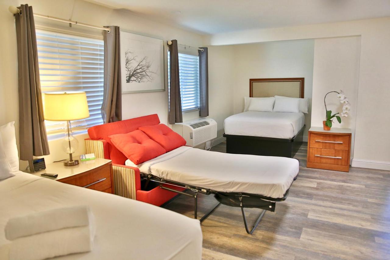 Travelodge By Wyndham Crescent City Extérieur photo